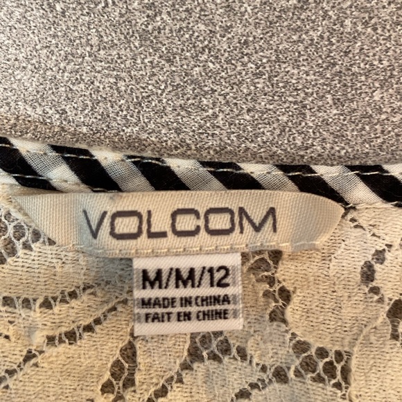 Volcom - Floral lace tank top. Size M - Picture 3 of 8